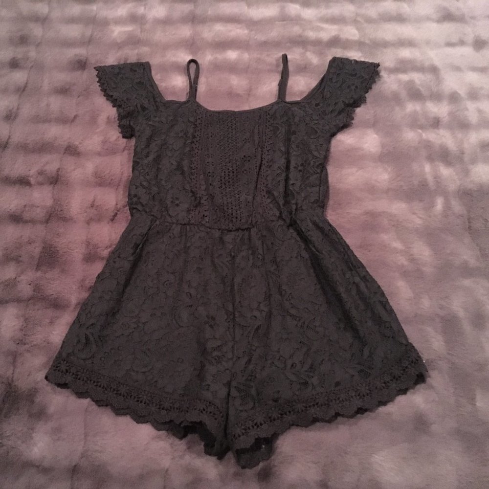 Black Lace Romper (Size: XS) - NWOT